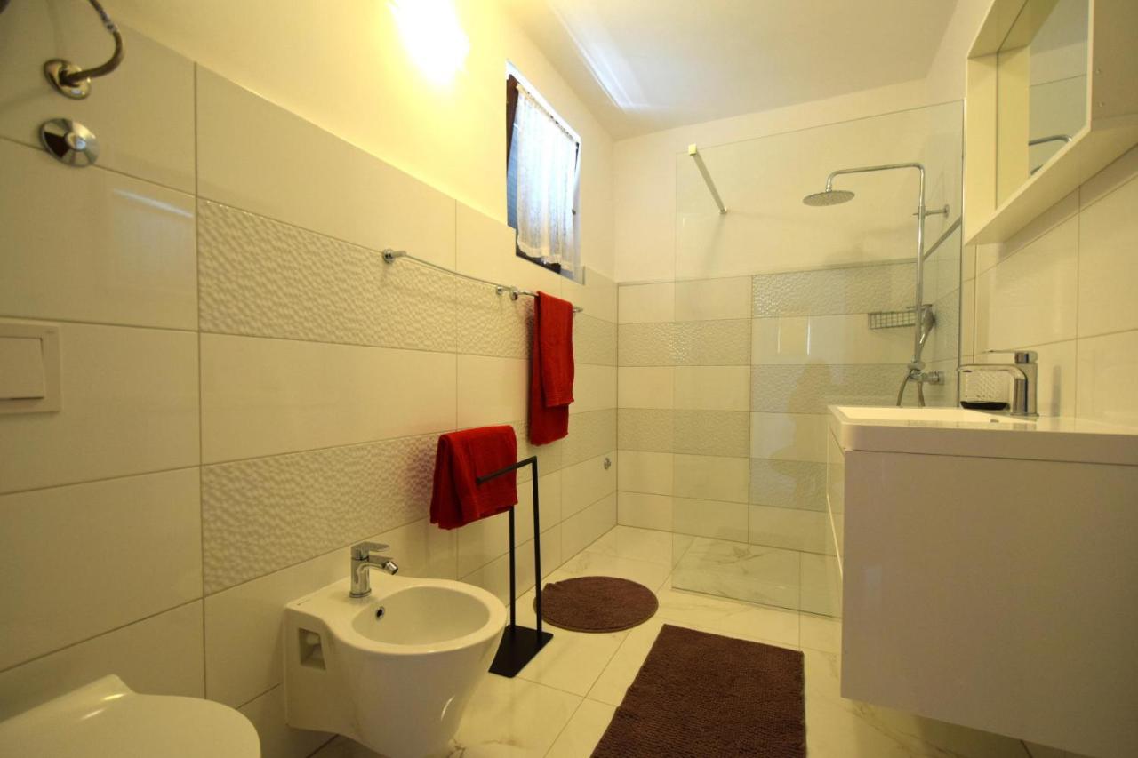 Apartments Petrovic Malinska Luaran gambar