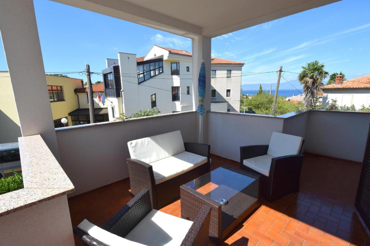 Apartments Petrovic Malinska Luaran gambar