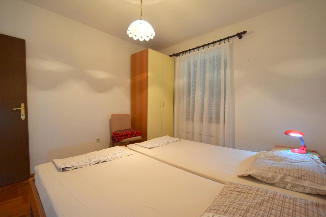 Apartments Petrovic Malinska Luaran gambar