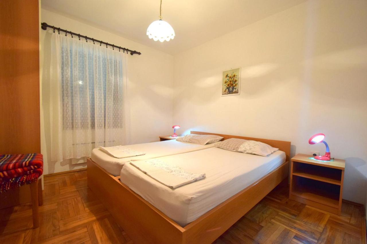 Apartments Petrovic Malinska Luaran gambar